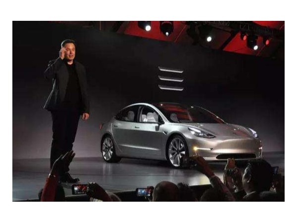 特斯拉降價以后，智能鎖的福利也不遠了