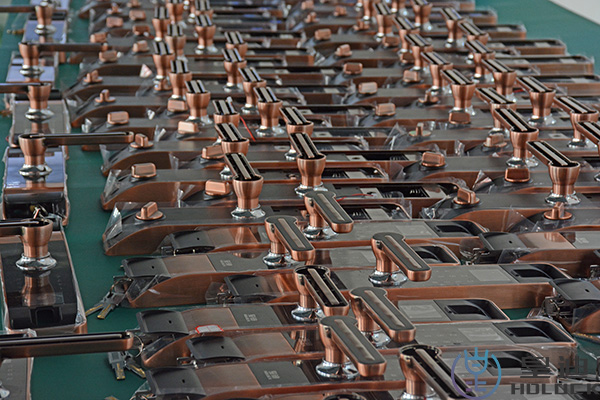 人臉識(shí)別門(mén)鎖