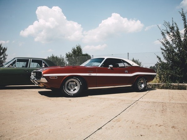 虧損的車企，因?yàn)椴疬w而大賺，這告訴了智能鎖廠商什么道理